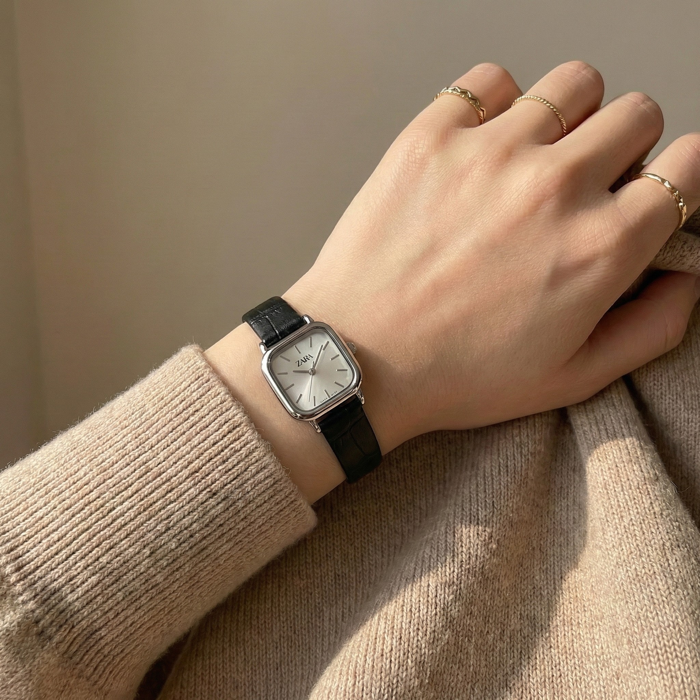 ZARA Square Basic - For Women